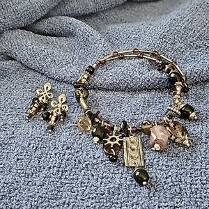 Treska Memory Wire Necklace and Earrings